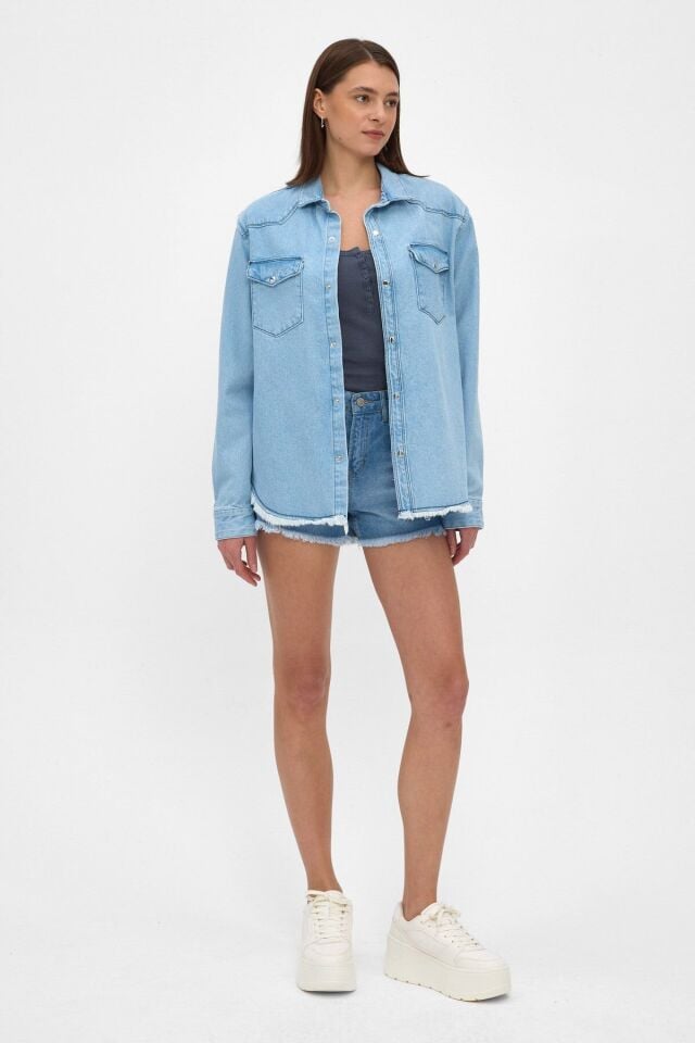 Açık Mavi Yıkamalı Kadın Denim Gömlek Ceket