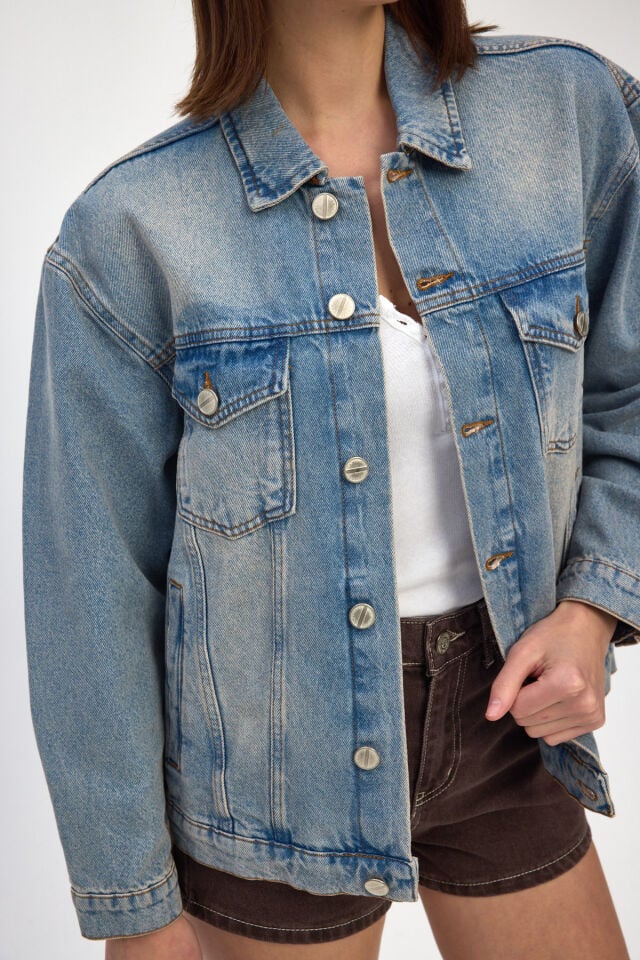 Kar Yıkamalı Kadın Denim Ceket