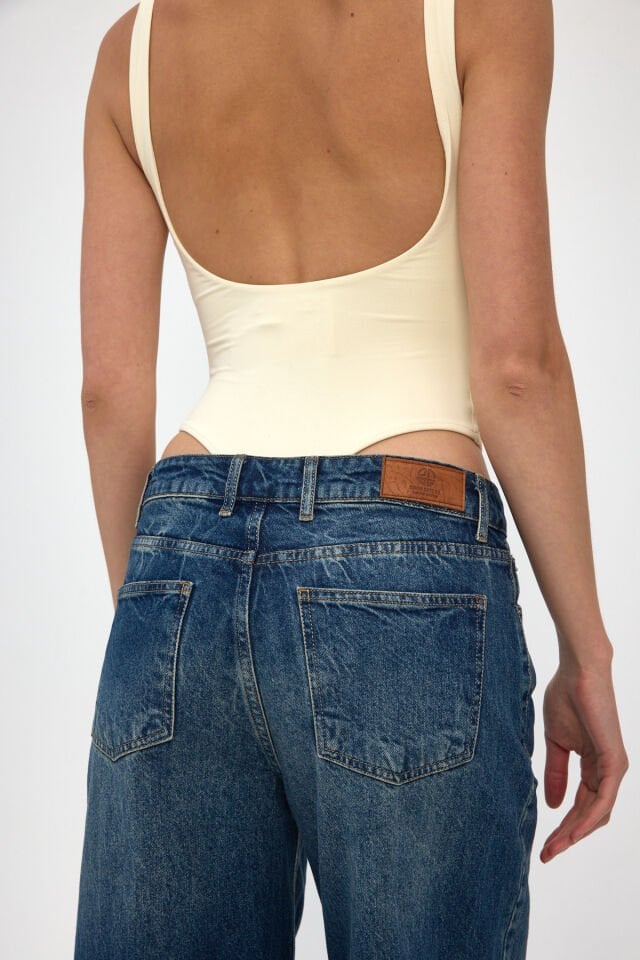 Kadın Baggy Jean Pantolon Koyu Mavi Bağlama Efektli Rahat Kalıp