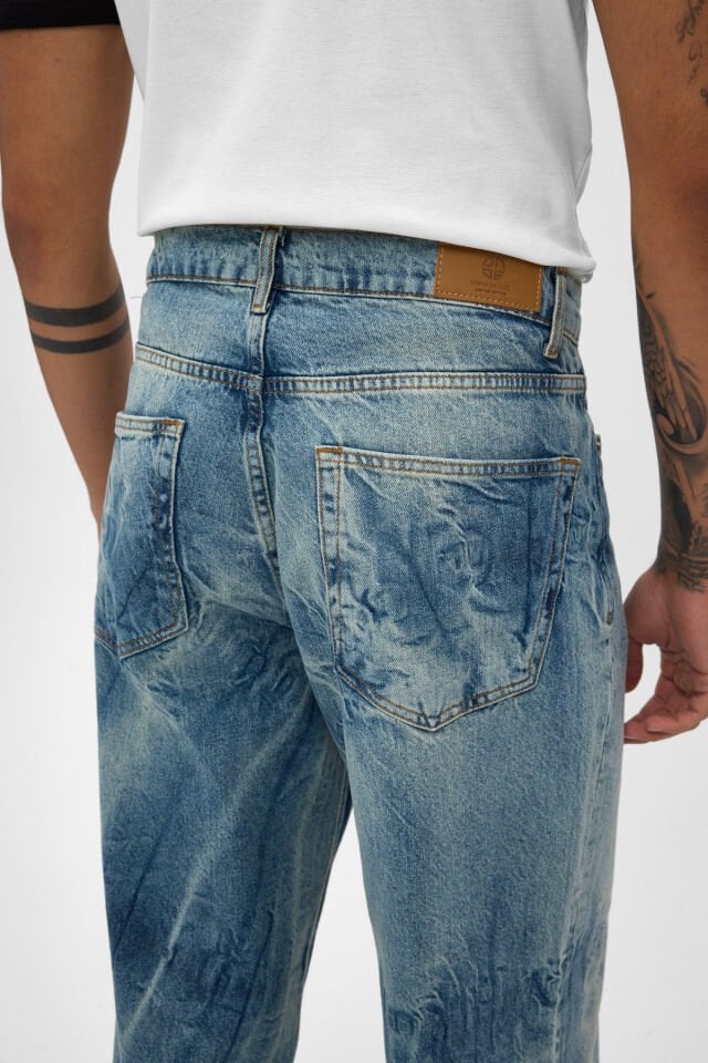 Erkek Loose Fit Jean Pantolon Açık Mavi Bağlama Efektli