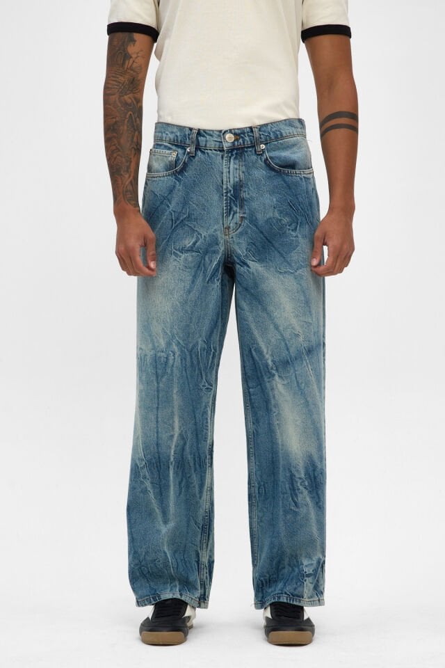 Erkek Loose Fit Jean Pantolon Açık Mavi Bağlama Efektli