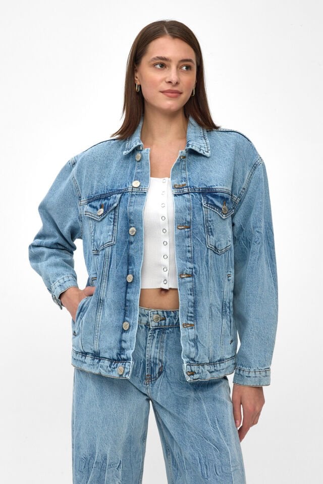 Kadın Denim Ceket Açık Mavi Bağlama Efektli Oversize Rahat Kalıp