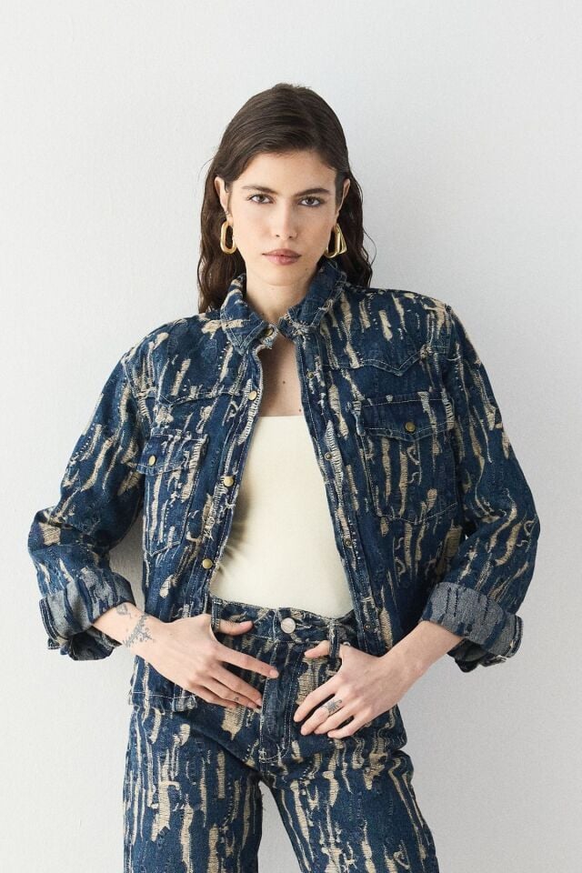 Jakarlı Tintli Indigo Denim Ceket